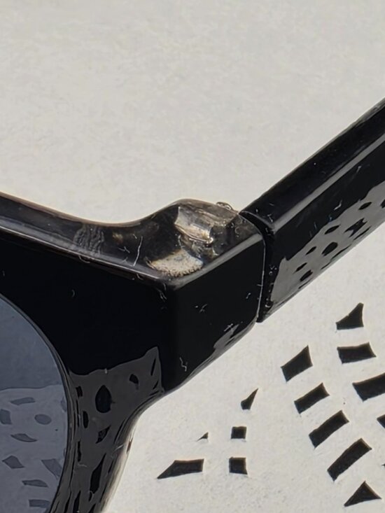 Vintage Liz Claiborne Black P5547 Sunglasses main image 7